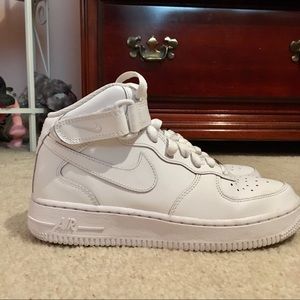 Nike Air Force 1 Mid Rise Youth Size 5 Womens 6.5